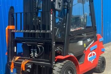 Puna kabina elektro viljuškara EP EFL303